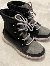 Sorel Joan Explorer II Jet Vapor Gray Black Lace Up Comfort Boots Womens 6.5