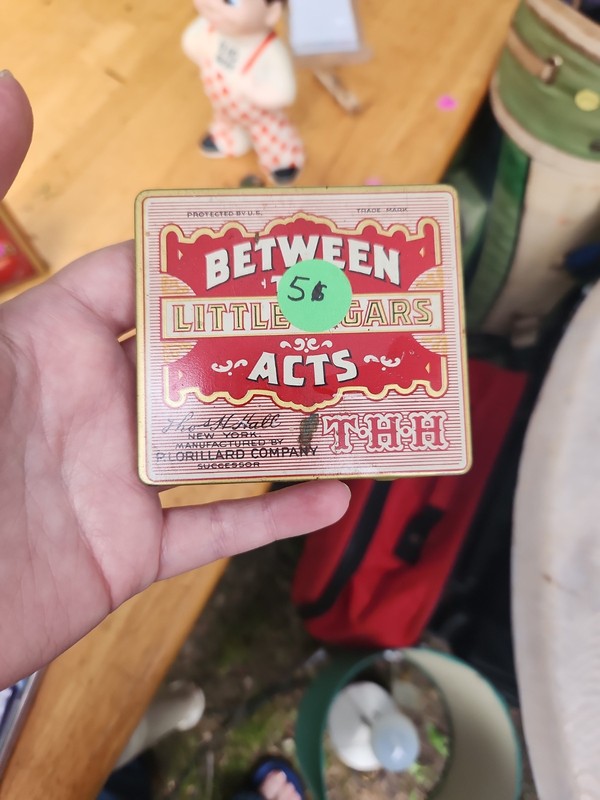 Vintage Between The Acts Little Cigar Tin