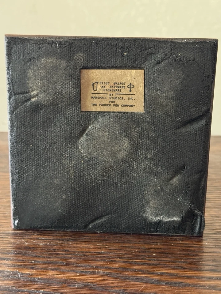 Bolígrafo Parker de cerámica de estudio Marshall hecho a mano soporte para azulejos de piedra Foto 4 de 4