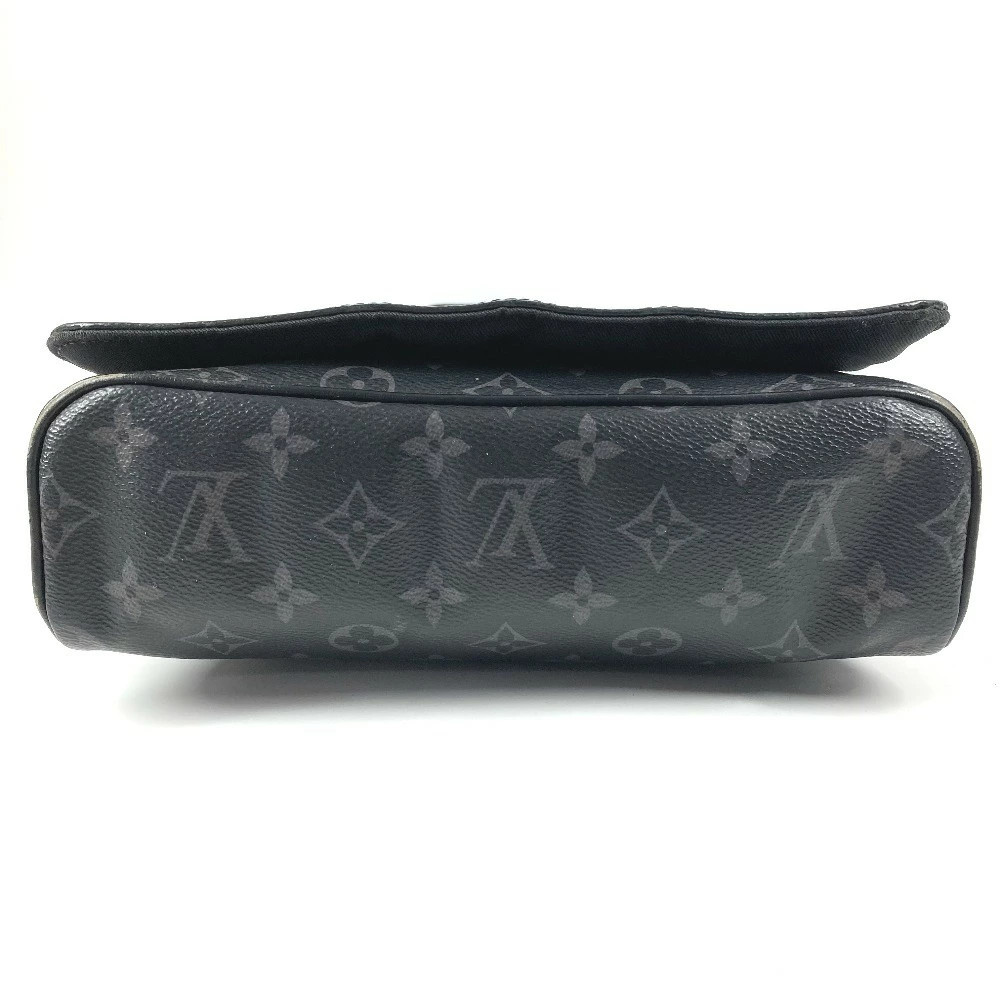 LOUIS VUITTON Eclipse Black District NM Bag Crossbody Messenger Flap Shoulder image 5