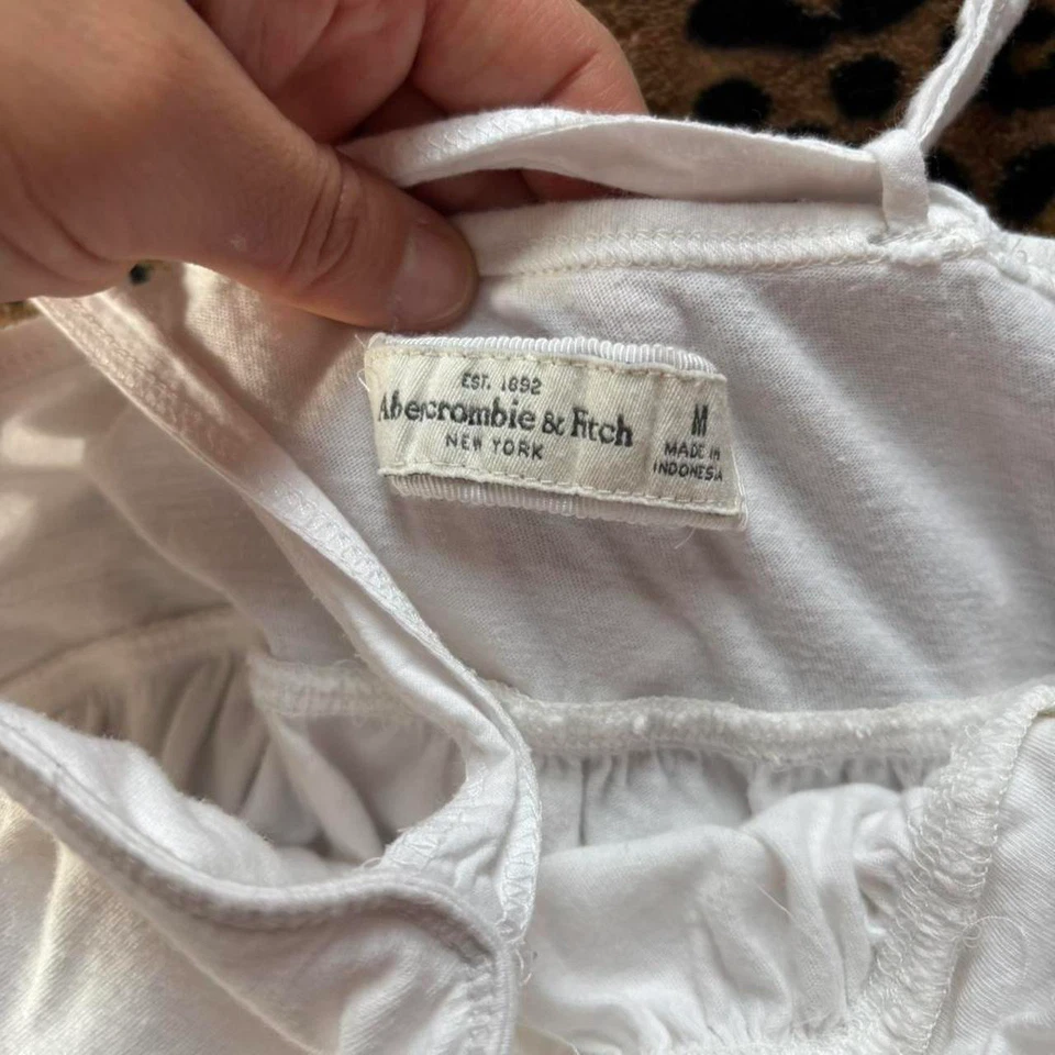 Babydoll branca Abercrombie&Fitch vintage dos anos 2000 tamanho M - Imagem 4 de 4