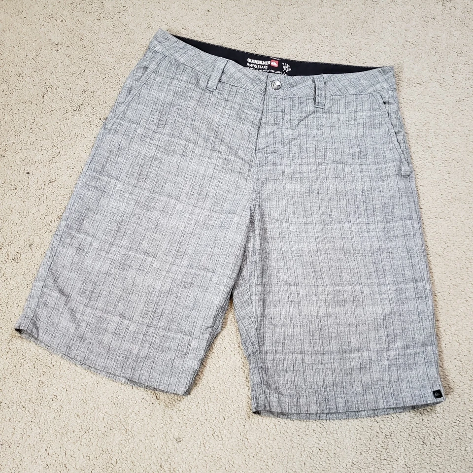 Bañador corto Quiksilver Amphibian para hombre 32 grises híbridos a cuadros Resort Foto 2 de 4