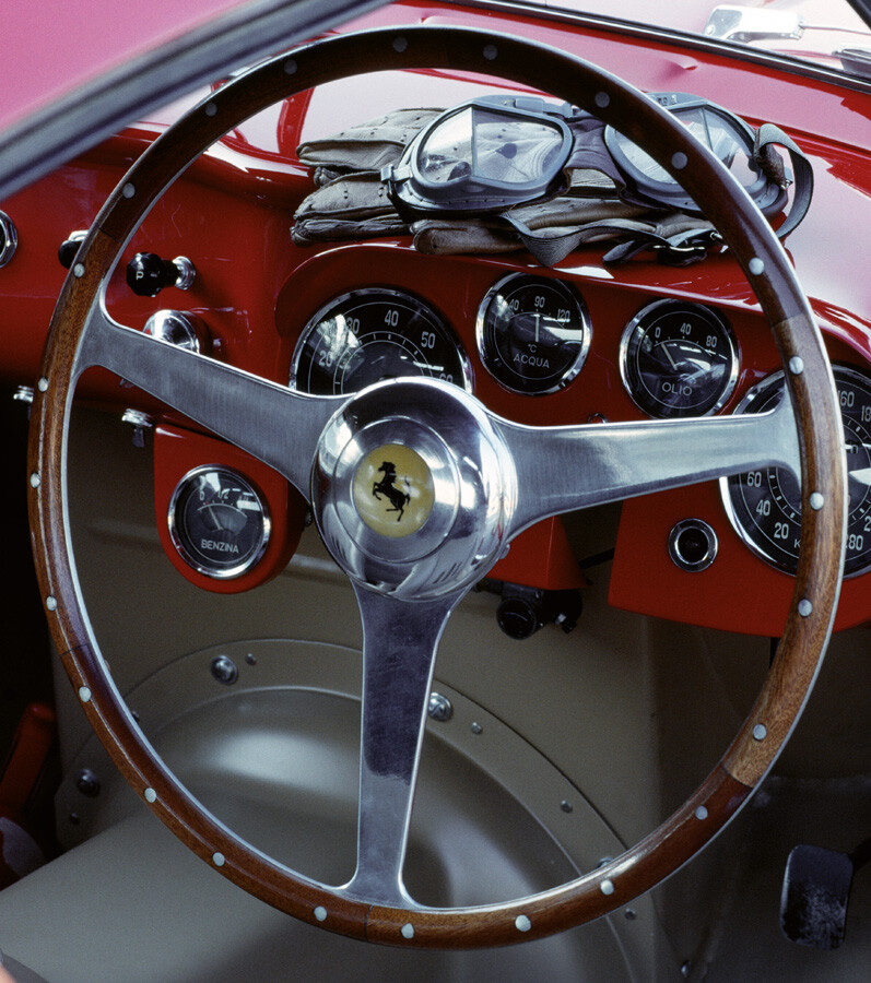 Thumbnail - Enzo Ferrari. Seine 32 Schönsten Automobile. Limitierte Ausgabe. Peter