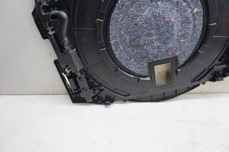 Cubierta de neumático de repuesto para maletero trasero OEM 2015-2020 Lexus RC350 Foto 3 de 4