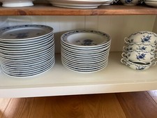 Porzellanserv. Fürstenberg Lottine 48 Tag., neuw. ohne Fehler  Neupreis 3156,—€