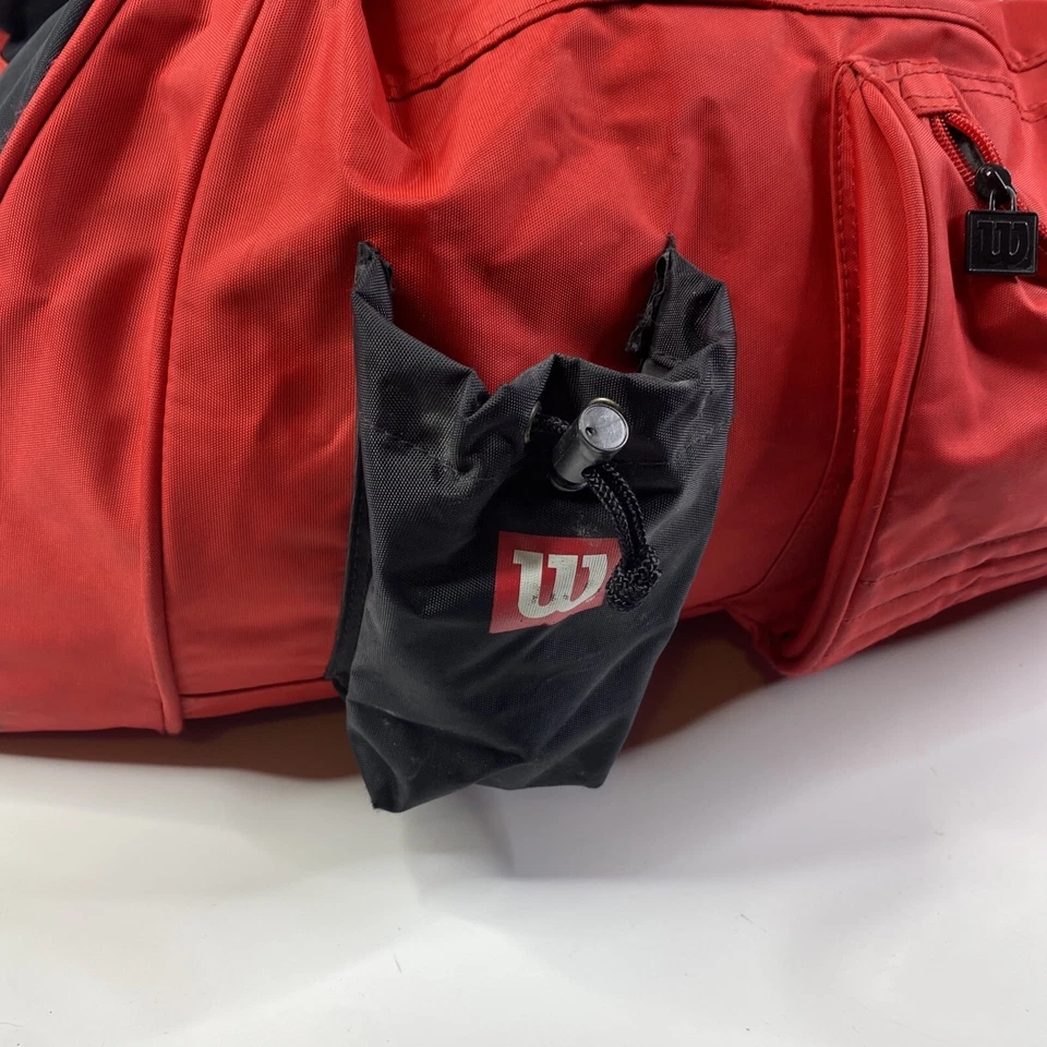 ENORME 30" Wilson Tour Rojo Blanco Negro Bolso de Lona Deportivo Correa para el Hombro Foto 3 de 4