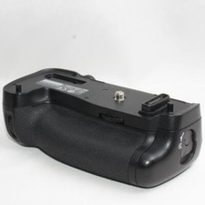 Nikon MB-D16 Multi Power Battery Pack for D750