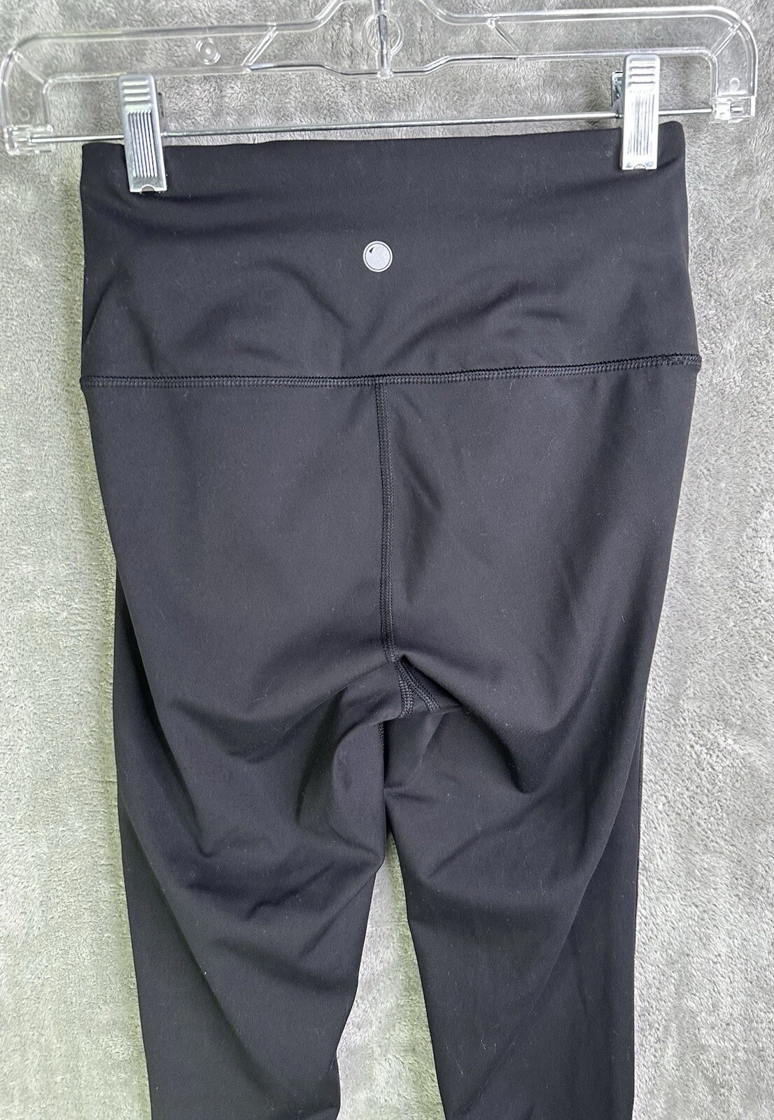 yogalicious lux cropped gym athletic leggings