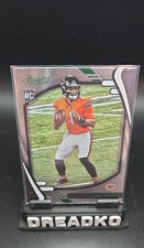 2021 Panini Absolute - Rookies Justin Fields #108 Green (RC)