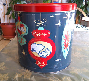 Peanuts Snoopy Christmas Ornaments Christmas Empty Popcorn Collector Tin 2024