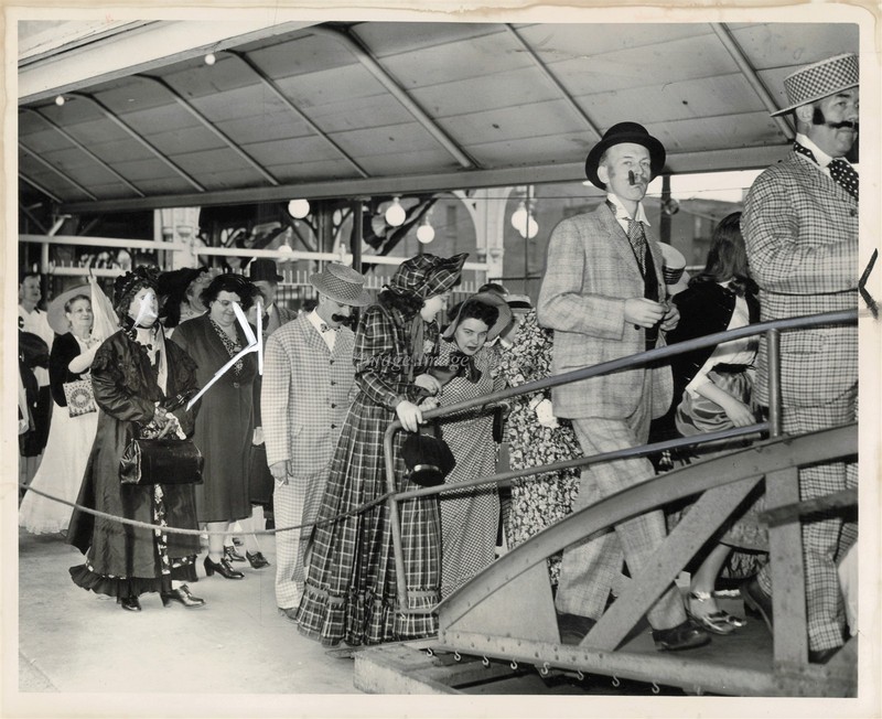 1948 Detroit Historical Society Excursion Event Photo 8X10