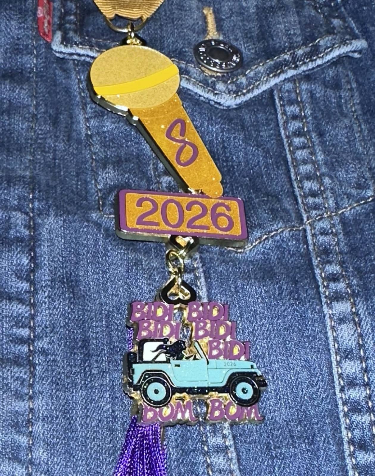 BIDI BIDI  10.5” Of LOVE- San Antonio FIESTA 2026 Medal-IMMEDIATE SHIPPING 💟