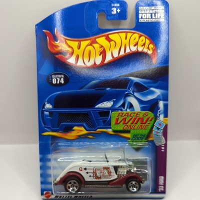 Hot Wheels 2002 Trump Cars '33 FORD (White) #074 (64)