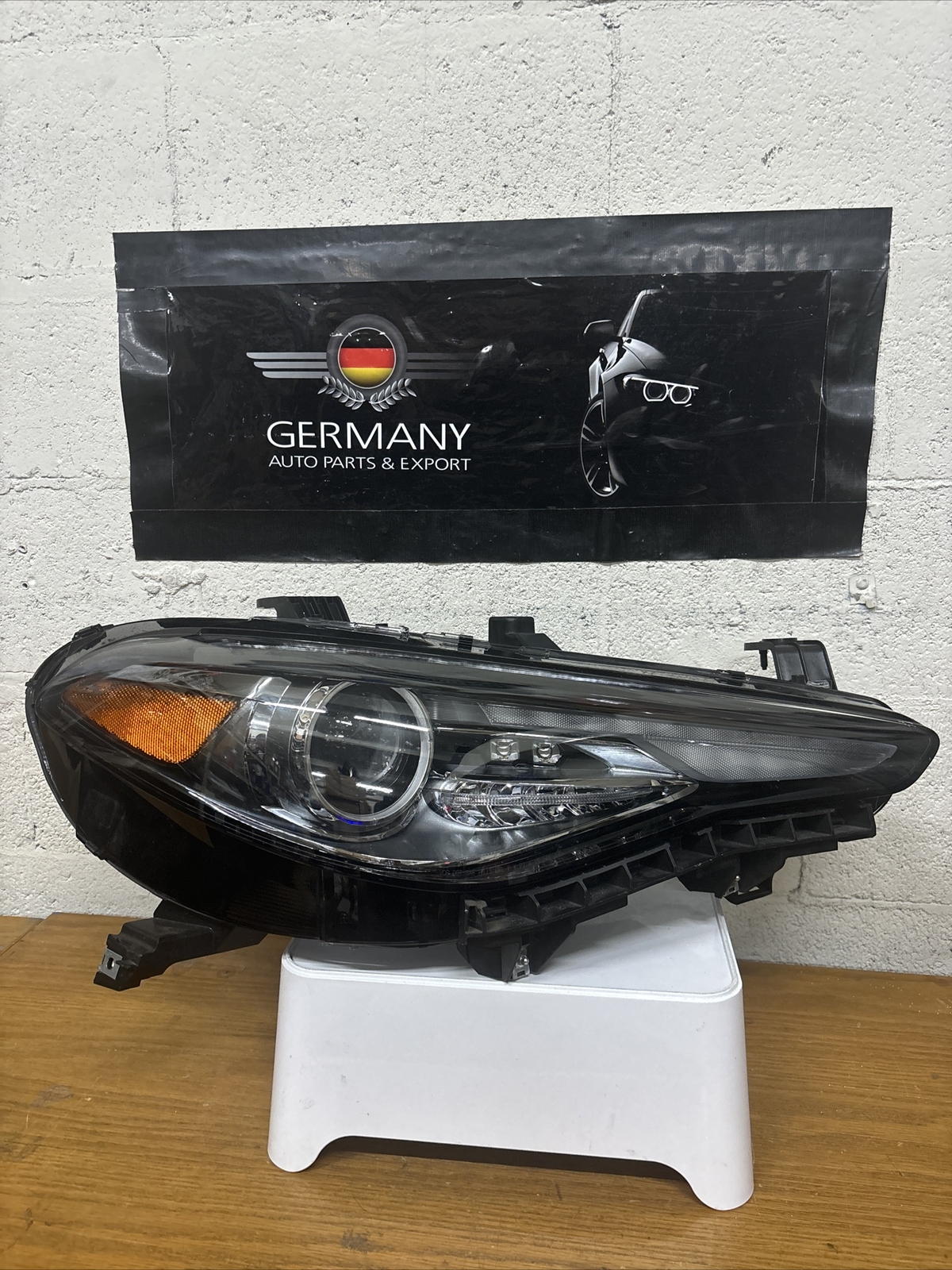 2017 - 2019 ALFA ROMEO Giulia Right Side HID LED Xenon Headlight 