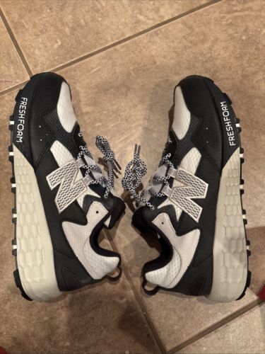 New Balance WTCRGLW2 Women’s Trail Shoes White/Black. US 12 B. NEW. - Picture 4 of 13