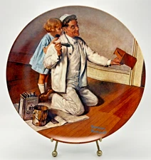 VINTAGE Knowles Norman Rockwell "The Painter" 8" Heritage Plate 1983 w Box & COA