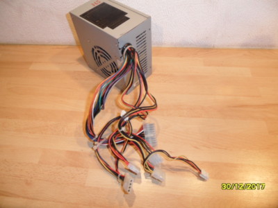 Netzgerät Netzteil SinoTech Model CWT-235 ATX   235 Watt Computernetzgerät  n365