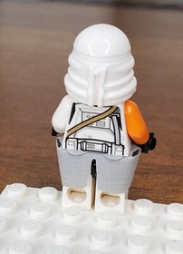 LEGO Star Wars Airborne Clone Trooper Minifigure sw0523 75036