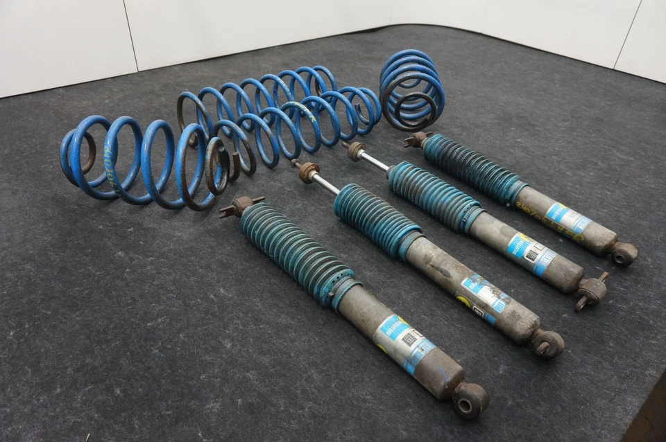 Set 4 Front & Rear Bilstein 5100 Shocks W/ Coils Jeep Wrangler Rubicon TJ 97-06 - Image 2 of 4