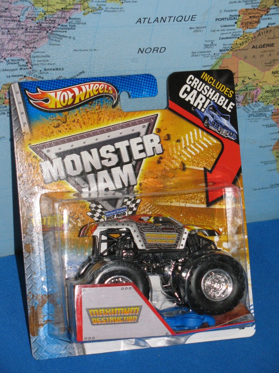 HOT WHEELS MONSTER JAM MAXIMUM DESTRUCTION TRUCK CRUSHABLE CAR
