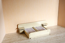 Altes Bett Bettanlage für ein Schlafzimmer 50er Jahre Puppenstube Puppenhaus