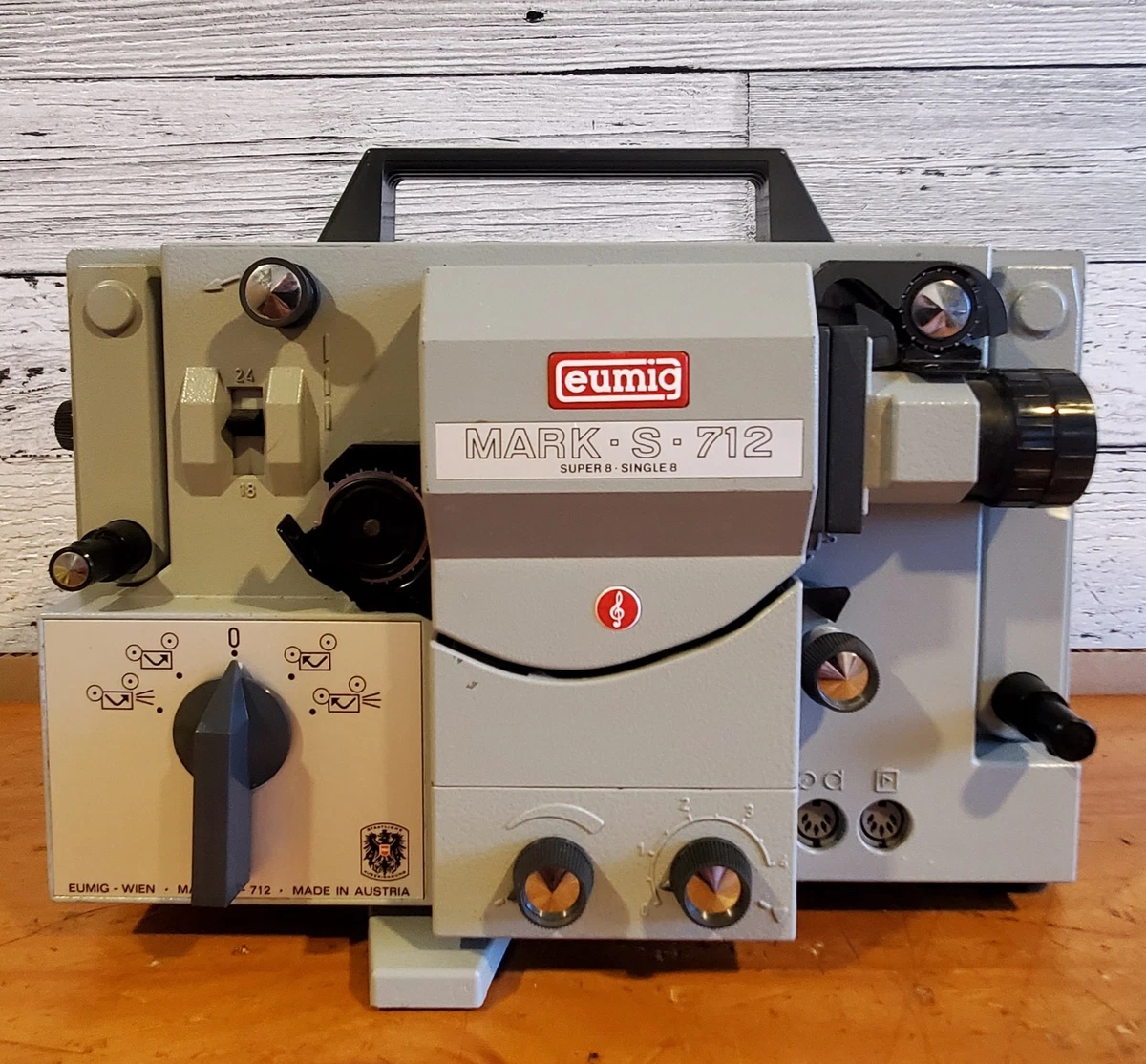 Retro-Projecteur super 8 EUMIG Mark F 902 D - Photo, audio & vidéo