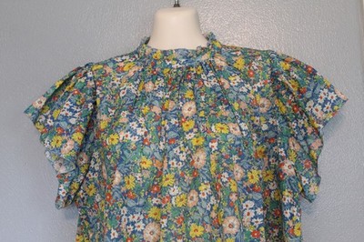 Trovata Birds of Paradise Carla High Neck Floral Flutter Sleeve Top Blouse Small