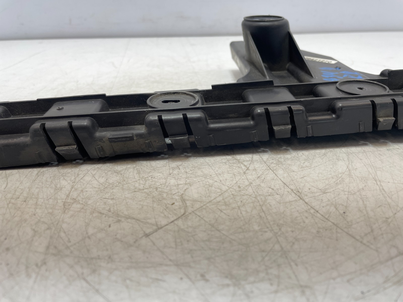 ✅ 12-15 OEM Bentley Continental GT Rear Right Passenger Bumper Support Bracket