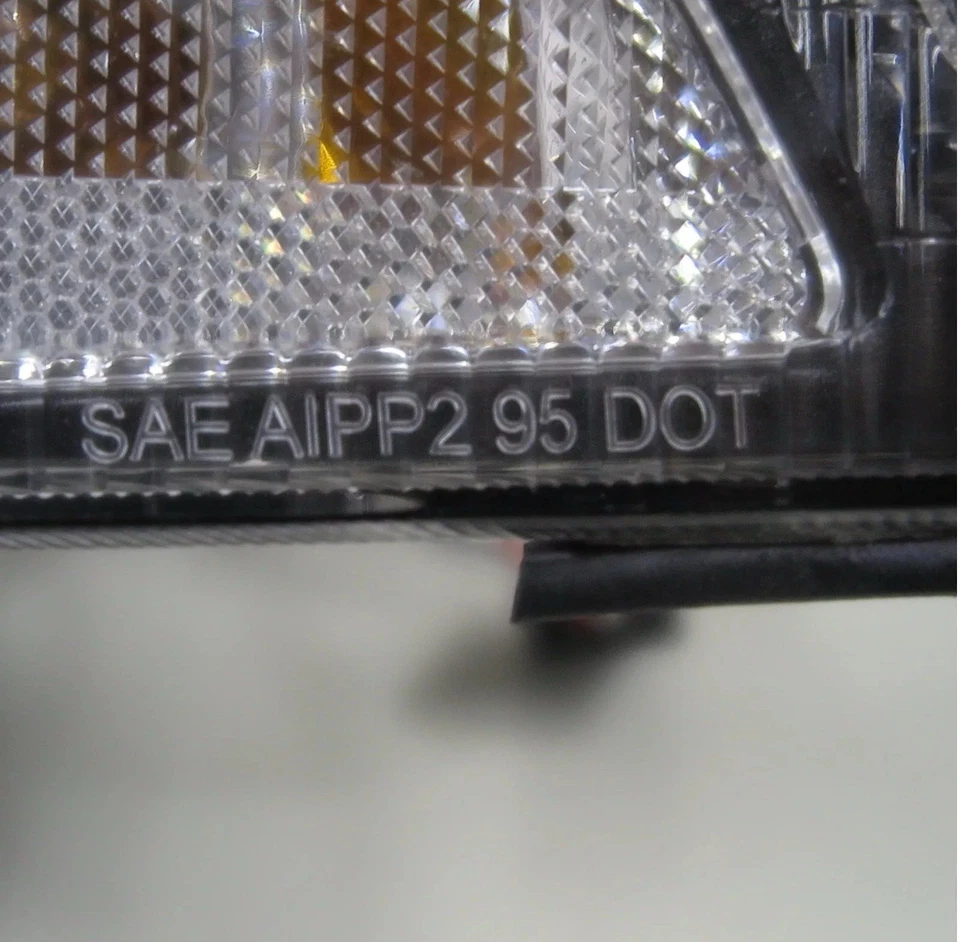 Se adapta a Mitsubishi Galant MK8 98-05 4D/5D Guía LED Faro Ojo de Ángel EE. UU. BK LHD Foto 3 de 4