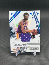 2009-10 Rookies & Stars Kareem Abdul-Jabbar #101 Gold #/25 Game Used Patch
