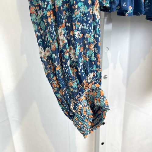 Blusa Babydoll Transparente Floral Manga Larga Recortada Azul Multi XL by ANTHROPOLOGIE - Imagen 7 de 13