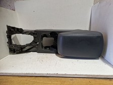 Mittelarmlehne mit Mittelkonsole FORD FOCUS III  DYB TURNIER 1.6 ECOBOOST