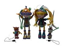 Lot of 4 The Gurlzs Dolls 2 Dolls and 2 Pets