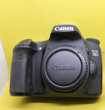 USED Canon EOS 70D Digital SLR 20.2MP Camera Body w/ 23.5k clicks 5727.