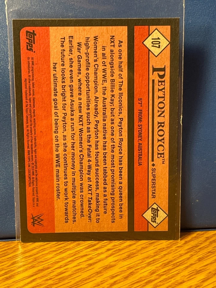 Peyton Royce 2018 WWE Smack Down Live Superstar Rookie  Topps #107 - Image 2 of 2