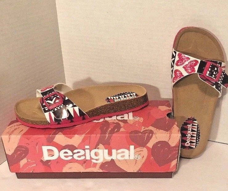 Desigual Bio 2 пробки горки сандалии ярко розовый черный сердца геометрический Рекомендуемая розничная цена производителя $68 новый в коробке - Изображение 2 из 4
