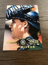 1995 Topps Stadium Club Virtual Reality Baseball Card #79 Dan Wilson (Q2)