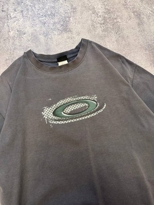 Vintage 00's Oakley Sun Faded Center Big Logo T-Shirt | eBay