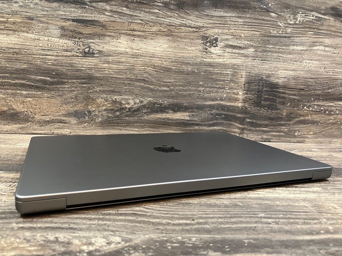 Apple MacBook Pro 16