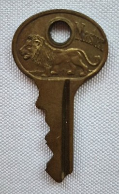 Original Master Lock Co. Milwaukee #3457 Replacement Key