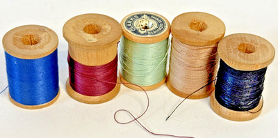 Vintage Wooden Spools Of Thread Various Brands/Colors Lot Of 5