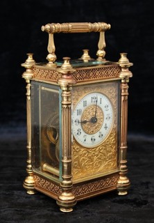 FINE ANTIQUE FRENCH CARRIAGE CLOCK GILT FILIGREE FACE CHAPTER DIAL WORKS WELL