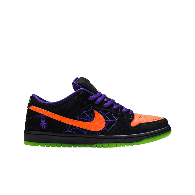 nike dunk low night of mischief