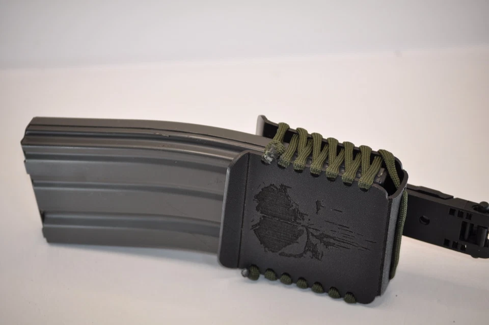 Custom  kydex AR type  single magazine pouch molle - Image 3 of 4
