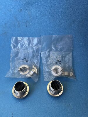 2 TE Connectivity/AMP 208472-1 CMC Circular Power Connectors Size 28 37-Pin 600V