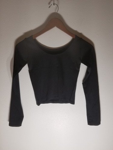Love & Charm Youth Long Sleeve Black Crop Top Size: One Size Youth NWT - Picture 5 of 7