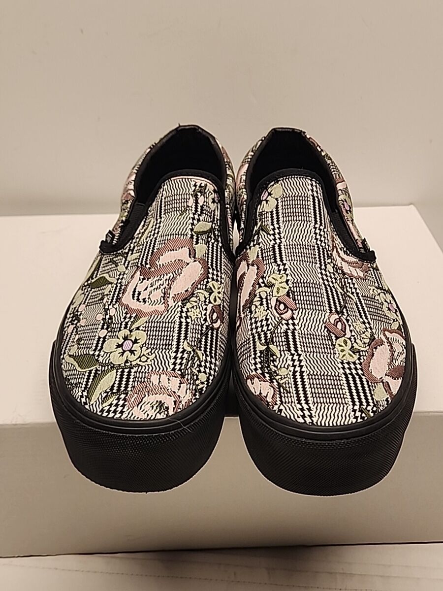 VANS Classic Slip-On Stackform Shoes Tapestry Floral Black