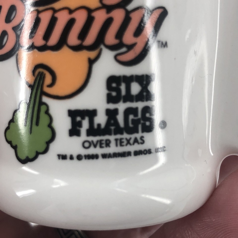 Vtg 1999 Six Flags Over Texas Bugs Bunny Handled Shot Glass / Toothpick
