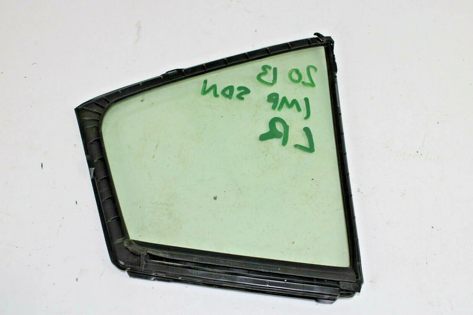 Subaru Impreza 2012-16 conductores puerta trasera vidrio partición sello OEM 62012FJ310 Foto 3 de 3