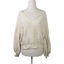 Free People cream textured knit slouchy balloon sleeve sweater Small